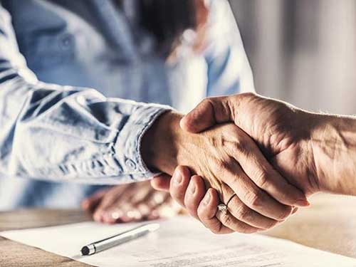 Banco CNH apoia produtor rural com soluções financeiras completas na Agrishow 2025