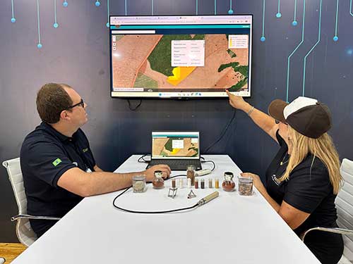 Plataforma que integra potencial natural do solo, negociações de terras e crédito rural chega ao mercado nacional