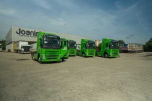 JOANINI INVESTE 9 MILHÕES EM 10 NOVOS CAMINHÕES VERDES NO DESEMPENHO E TAMBÉM NA ESTÉTICA