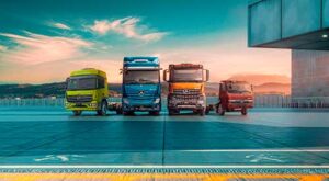 Mercedes-Benz oferece taxas a partir de 0,95% a.m. para financiamento de caminhões extrapesados Actros Evolution on-road e Arocs off-road