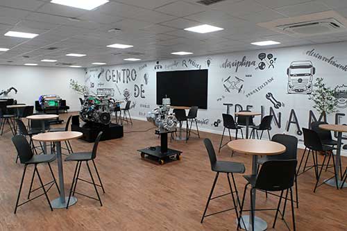 Mercedes-Benz do Brasil inaugura novo Centro de Treinamento para caminhões e ônibus