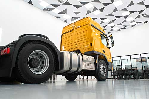 Mercedes-Benz do Brasil inaugura novo Centro de Treinamento para caminhões e ônibus