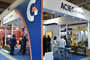 1 de 7 Fwd: Sugestão de Pauta: Porto de Suape na FICOMEX 2025 Caixa de entrada Alzira Kiyota 16:18 (há 7 horas) para mim ACIEG Porto de Suape na FICOMEX 2025 Complexo industrial portuário considerado o mais estratégico do Nordeste é patrocinador da maior feira de internacionalização de negócios do Brasil