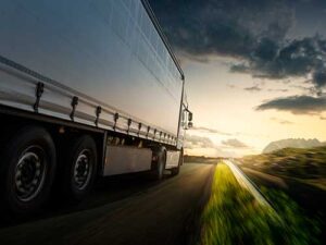 Inteligência artificial avança no transporte rodoviário de cargas, mas ainda pode ser melhor aproveitada