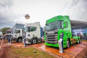 Scania lança novo caminhão a gás RH 460 6x4 na Agrishow 2025