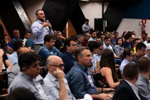 VIII Simpósio de Engenharia Ferroviária traz ao brasil renomado especialista internacional em análise dinâmica de veículos ferroviários