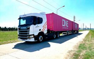 Yusen Logistics e Toyota Argentina atingem marco de eficiência logística com o primeiro bitrem