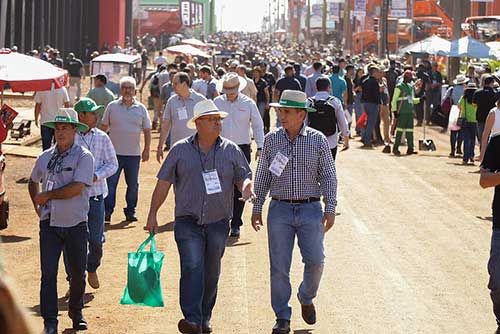 Indústria de Máquinas e Equipamentos fatura R$ 67,5 bilhões no 1º trimestre e deve crescer 8,2% este ano, diz ABIMAQ