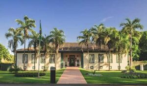 Branco celebra parceria com o Jardim Botânico Plantarum, referência na América Latina