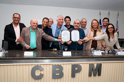 Bahia avançou na transição energética com assinatura de memorando para instalação de fábrica de vidro solar em Belmonte
