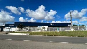 Foton e Cimavel reinauguram concessionária em Sergipe com estrutura moderna e portfólio amplo de caminhões