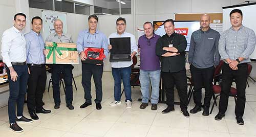Unipac amplia operação in house e celebra 25 anos de parceria com a Alimentos Wilson