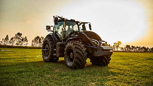 Valtra apresenta as melhores opções em máquinas agrícolas na Bahia Farm Show 2025