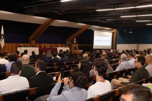 Debates estratégicos e inovações científicas para o futuro da ferrovia brasileira marcam o Simpósio de Engenharia Ferroviária