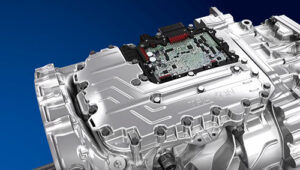 Engenharia brasileira da ZF personaliza software de transmissões e impulsiona eficiência de veículos comerciais produzidos na América do Sul