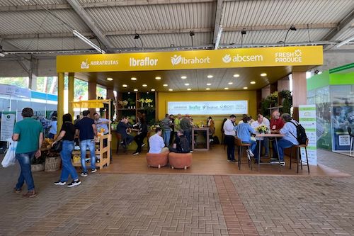 ABCSEM lança selo inédito contra pirataria e apresenta nova edição do Manual Técnico de Hortaliças na Hortitec 2025