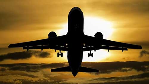 Combustível sustentável de aviação: Brasil pode liderar transição energética no setor aéreo da América do Sul