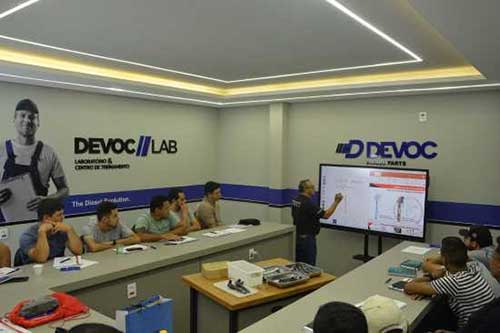  Devoc reúne reparadores para capacitação técnica em Ribeirão Preto