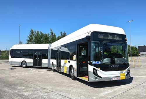 IVECO BUS fornecerá 100 novos articulados elétricos a empresa de transporte público belga