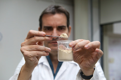 Tecnologia da Unicamp transforma resíduos do maracujá em ingrediente funcional para alimentos