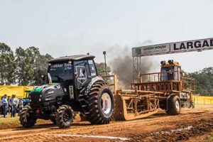 Tratores "tunados" da LS Tractor vão acelerar na Trekker Trek 2025