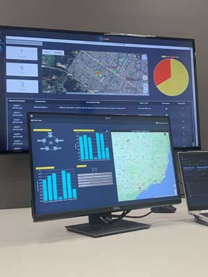 Mercedes-Benz apresenta tecnologia do FleetBus no evento Frotas Conectadas 2025