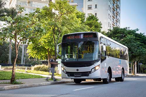 Mercedes-Benz apresenta tecnologia do FleetBus no evento Frotas Conectadas 2025
