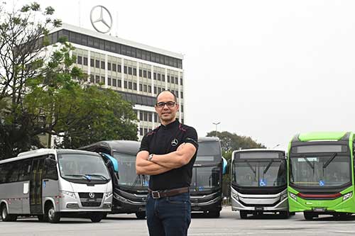 Chassis de ônibus rodoviários Mercedes-Benz O 500 chegam à Tailândia e Taiwan