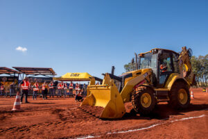 Sotreq realiza em Goiânia a 2ª etapa regional do Desafio Mundial de Operadores Caterpillar