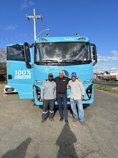  Vale do Tibagi estreia frota de caminhões elétricos SANY com operação 100% feminina e suporte do Grupo Timber