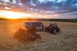 Massey Ferguson apresenta inovações para o campo na Coopercitrus Expo 2025