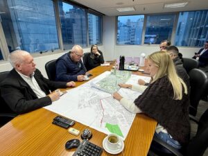 Novo traçado para acesso ao Porto Seco é definido em reunião com participação do SETCERGS