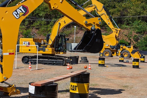 Sotreq realiza em Fortaleza a 3ª etapa regional do Desafio Mundial de Operadores