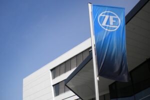ZF recebe premiação da GM por excelência em qualidade na unidade de Limeira (SP)