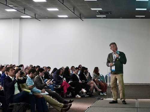 Brasil AgrochemShow 2025 reúne mais de mil participantes e encerra 16ª edição com foco em temas estratégicos do setor de agroquímicos