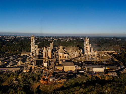 Cimento Itambé investe R$ 500 milhões em novo forno e amplia capacidade produtiva no Paraná