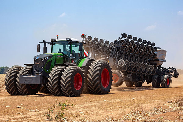 Fendt amplia presença no Brasil e inaugura duas lojas no Tocantins