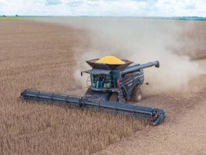 Pré-safra: falta de revisão na colheitadeira pode gerar prejuízo superior a R$ 500 mil por dia