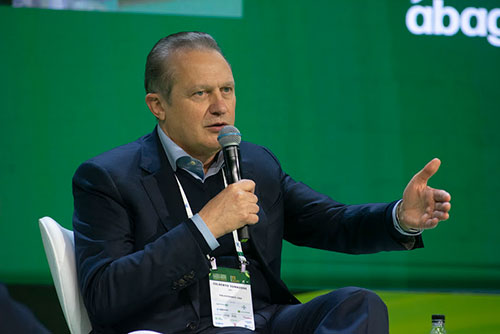 ‘Futuro da energia e do alimento tem sotaque brasileiro’, afirma CEO da JBS