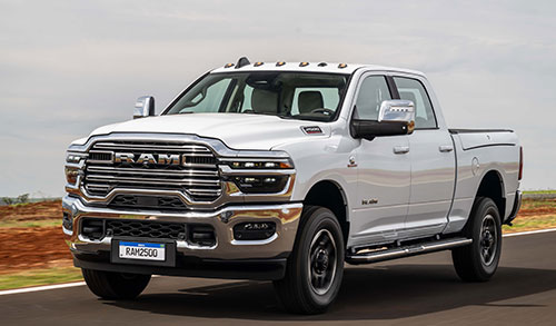 Cummins 6.7L Turbo Diesel equipa nova geração da linha de picapes Ram Heavy Duty