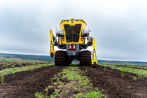 Plantmax X3: exclusividade do Grupo Timber amplia a mecanização do plantio florestal no Brasil