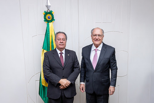 Missão da CNI aos EUA terá associações, federações industriais, grandes empresas e reuniões na Embaixada brasileira em Washington