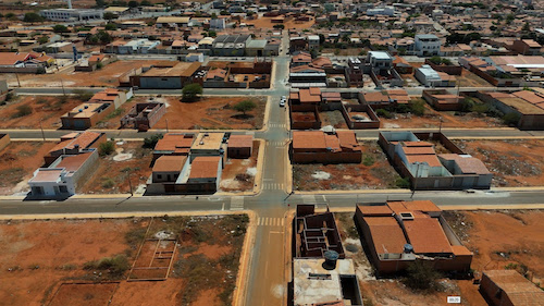  Obras de pavimentação executadas pela Codevasf beneficiam mais de 50 mil pessoas em municípios da Bahia