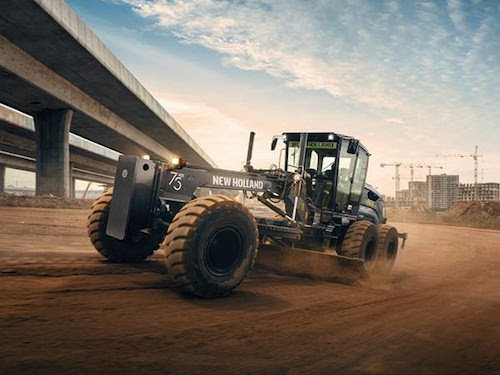 New Holland Construction leva Titanium edition e linha amarela conectada para a Expointer
