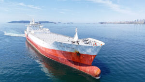 Rumo a uma navegação mais sustentável, Citrosuco inicia a utilização de combustível renovável com o navio Carlos Fischer