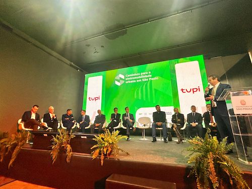 Ricardo Nunes anuncia 1.200 ônibus elétricos em São Paulo ainda neste ano