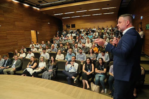 3º Seminário da Industrialização na Construção debate produtividade, habitação e sustentabilidade