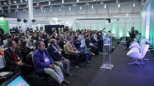 C-MOVE São Paulo 2025 se consolida como o congresso mais completo de mobilidade e veículos elétricos no Brasil