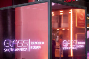 Glass South America e E-Squadria Show reúnem quase 13 mil visitantes e proporcionam bons negócios