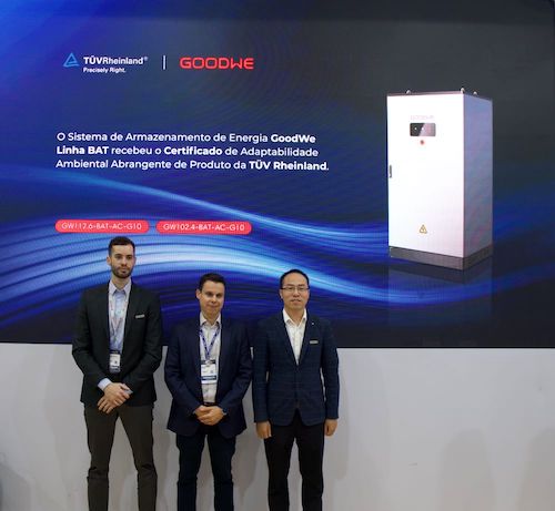 GoodWe recebe certificado TUV Rheinland para linha de armazenamento BAT durante a Intersolar South America